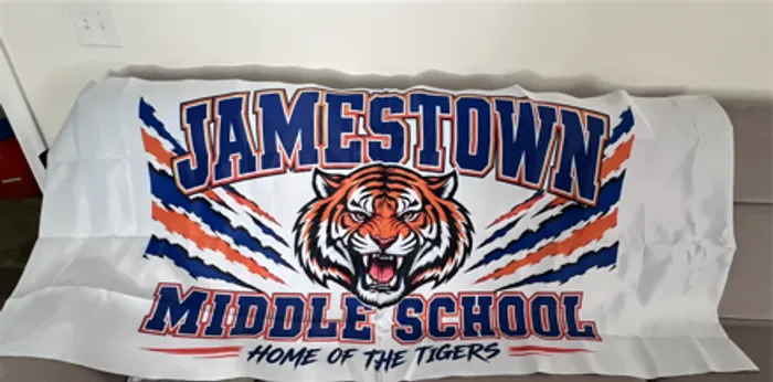 TableCoversNow.Com - Breakaway Vinyl Banners
