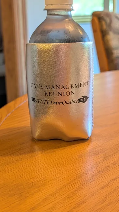 CustomApronsNow.Com - Metallic Collapsible