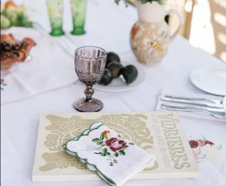The Best Tablecloths To Use At Events