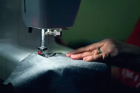 How To Sew A Table Runner For Easy DIY Results