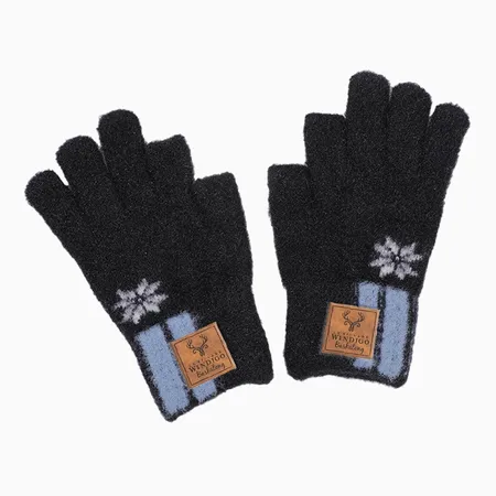 Impeccable Crystal Yarn Gloves - Table Covers Now