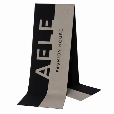 Knitted Scarves - Table Covers Now