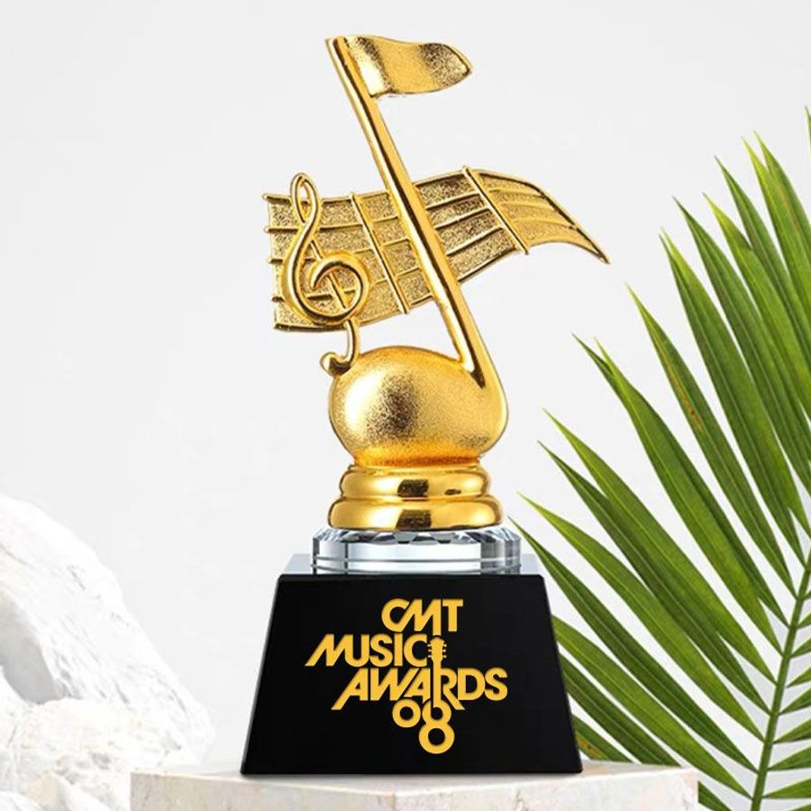 Children’s Trophies - Custom Aprons Now