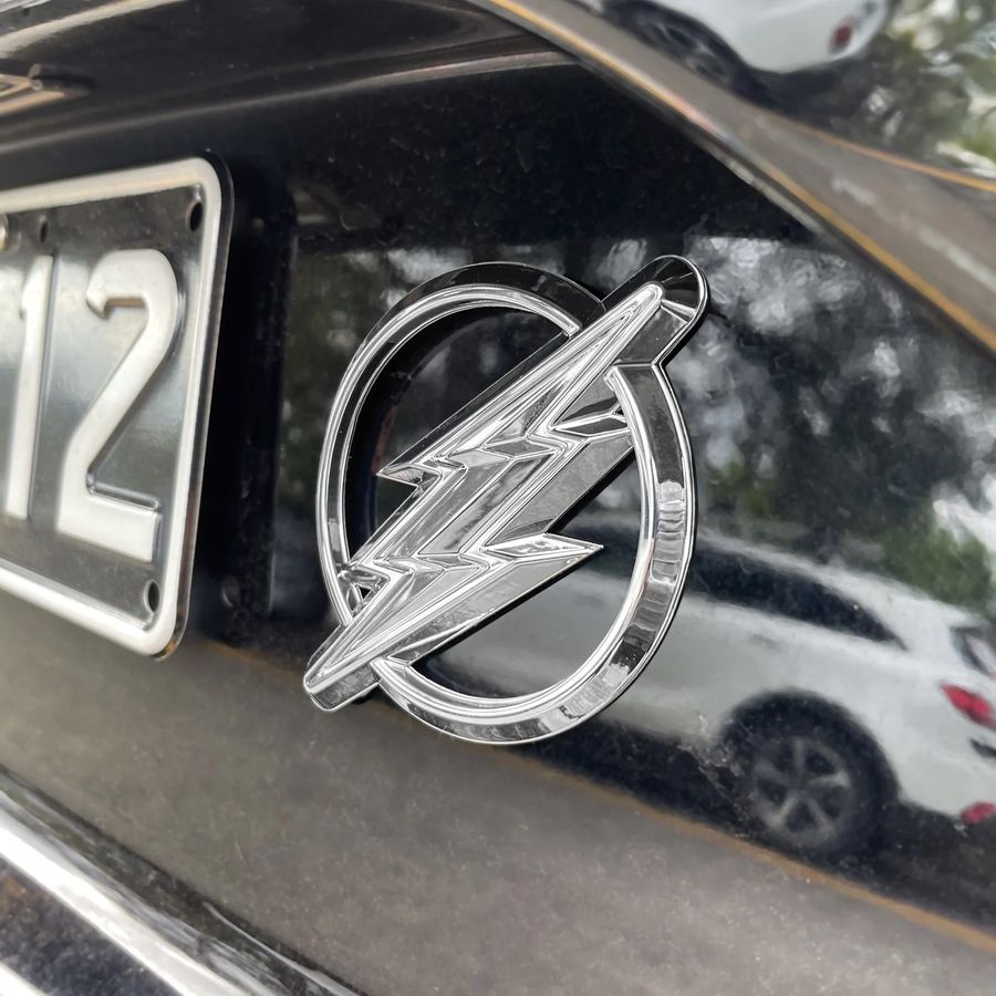 3D Metal Car Badges - Custom Aprons Now