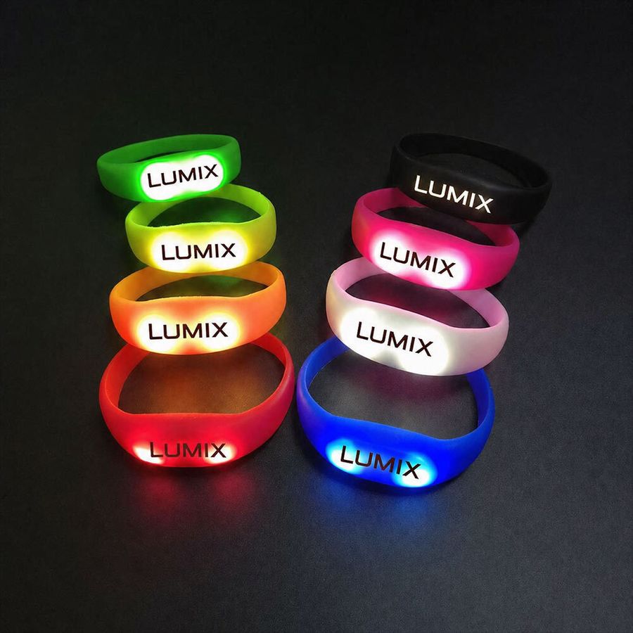 Light Up Silicone Wristbands - Custom Aprons Now